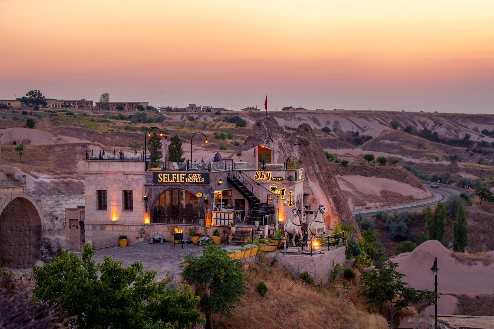 Cappadocia Fairy Chimneys Selfie Cave Hotels - Special Class Üçhisar Exteriör bild