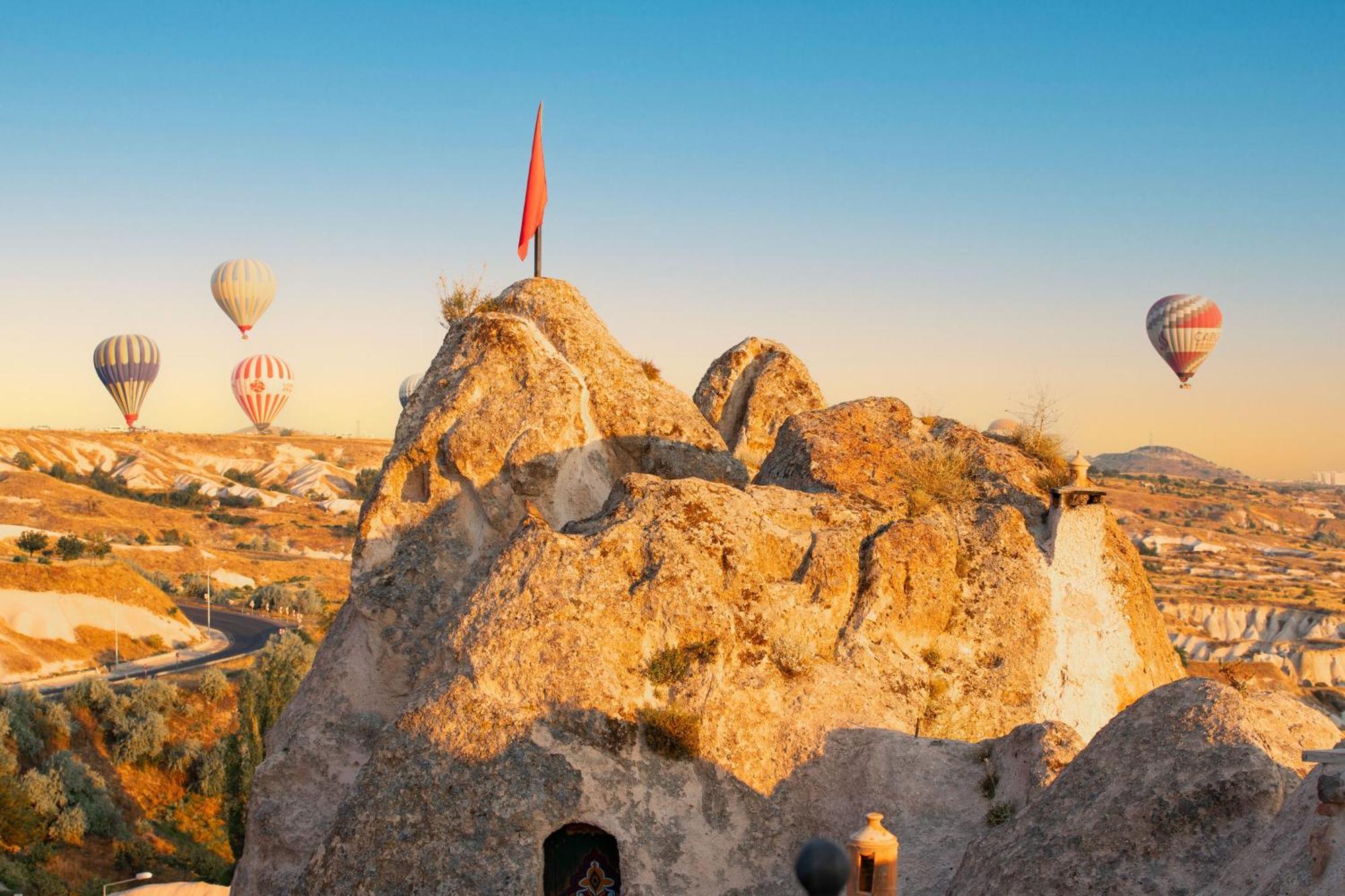 Cappadocia Fairy Chimneys Selfie Cave Hotels - Special Class Üçhisar Exteriör bild