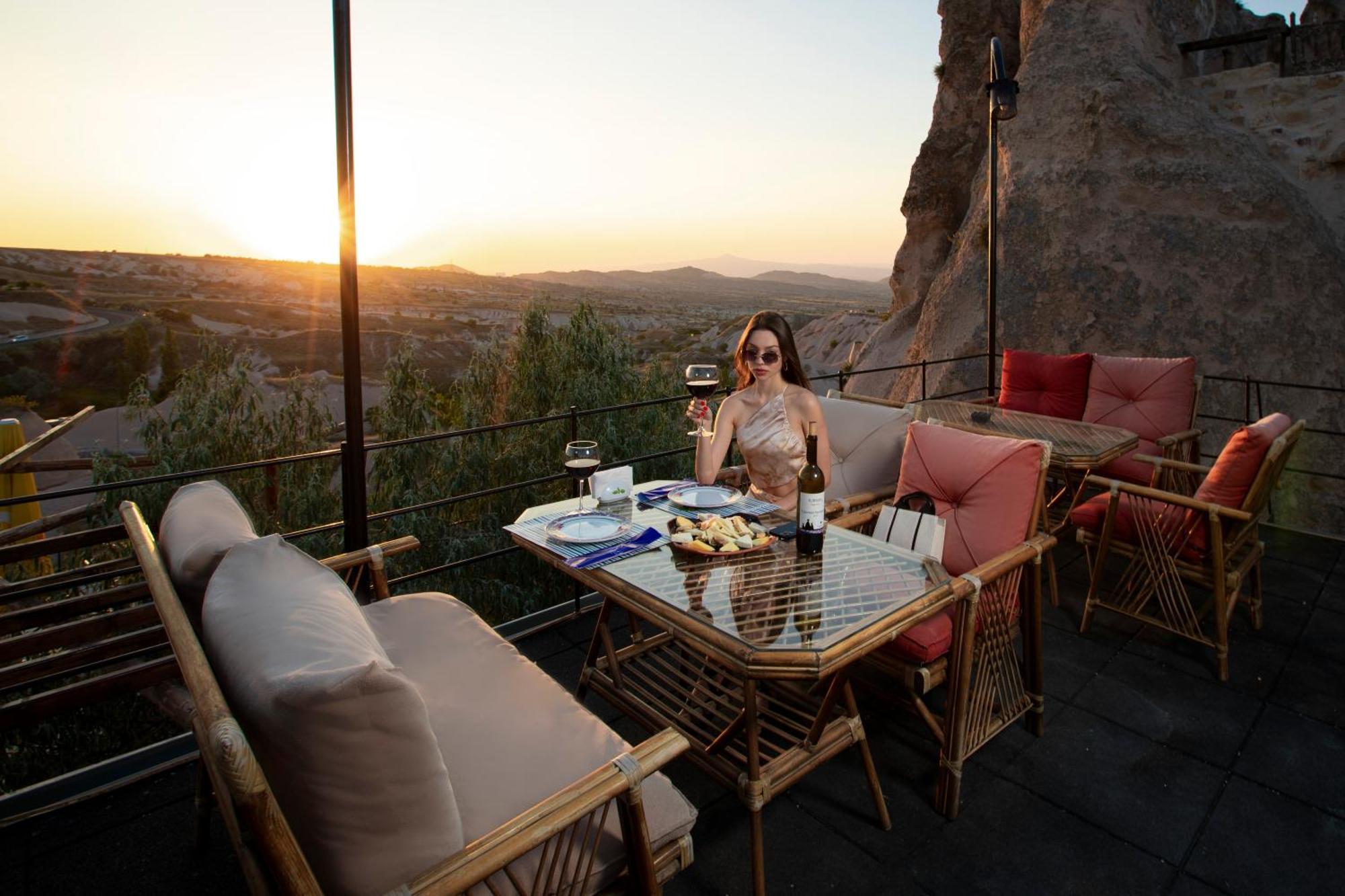 Cappadocia Fairy Chimneys Selfie Cave Hotels - Special Class Üçhisar Exteriör bild